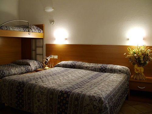 Hotel Milano П'яццаторре Екстер'єр фото